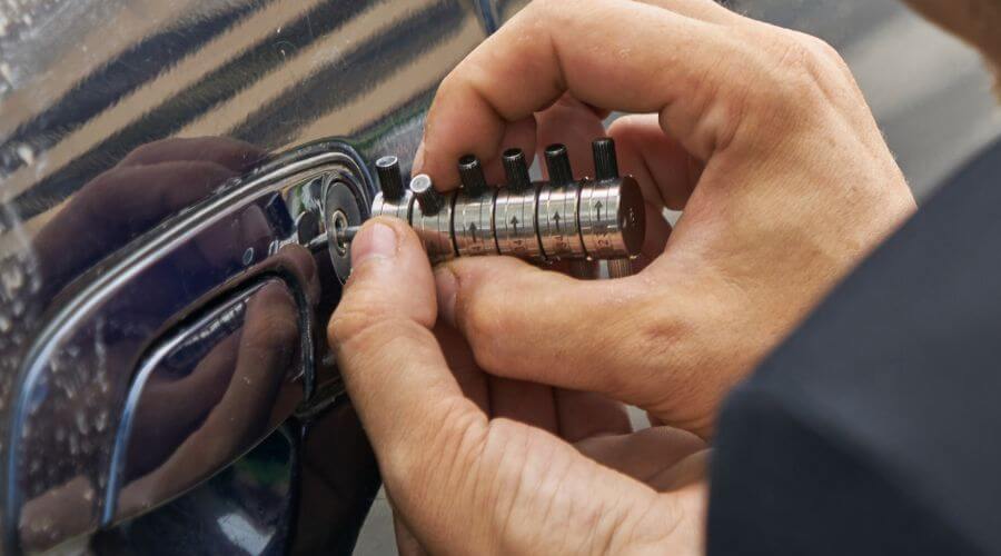 Expert Emergency Roof Repairs services in Pineola, NC